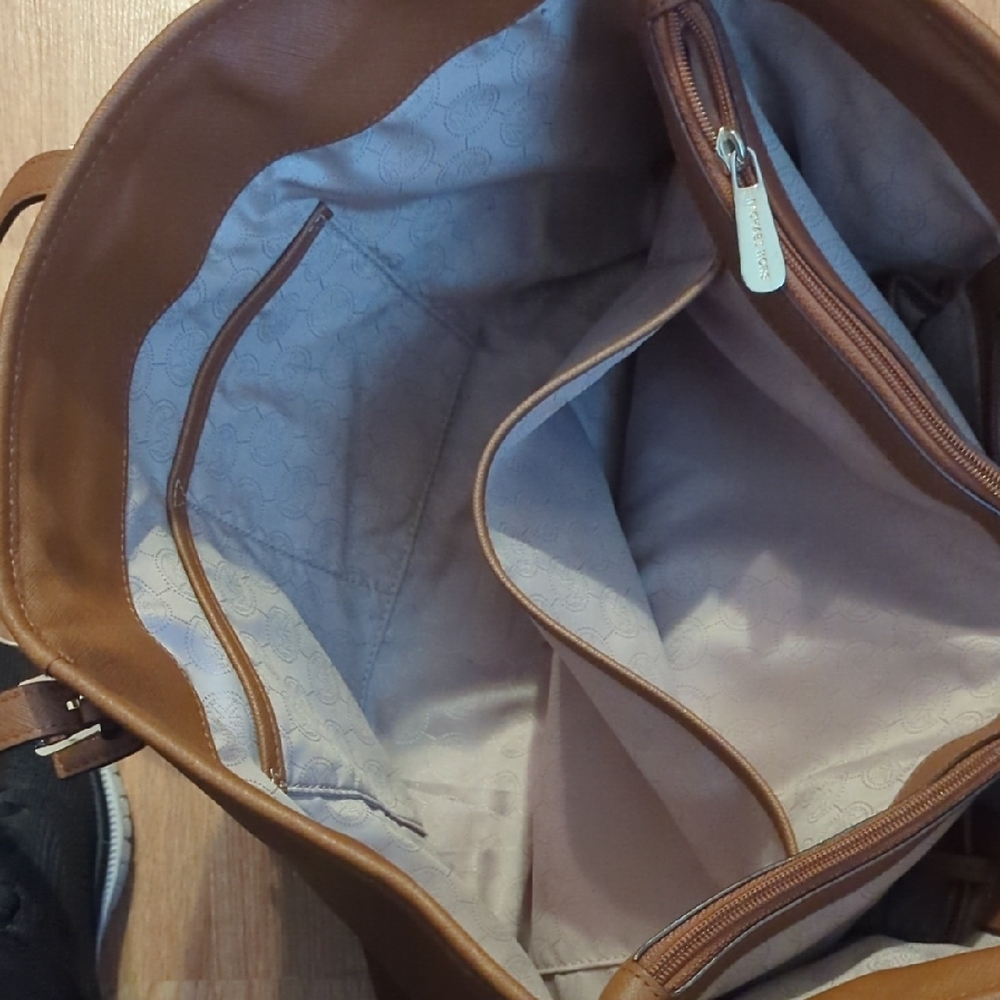 Michael Kors Tan Leather Tote - Picture 5 of 9